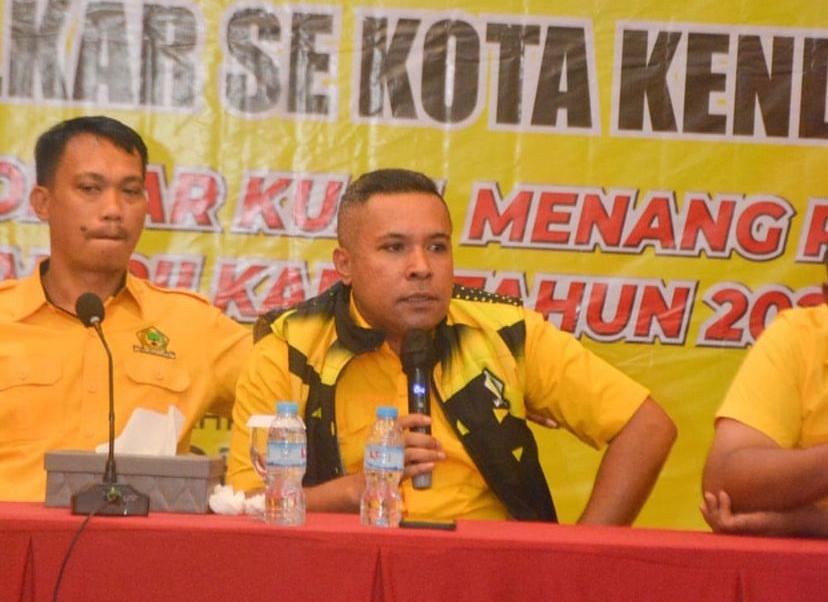 Wakil Ketua Bidang Komunikasi dan Informatika DPD II Golkar Kota Kendari, Rajab Jinik. Foto : Istimewa