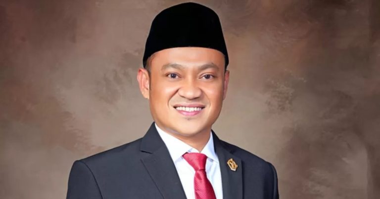 Foto Haerul Saleh anggota BPK RI asal Kolaka Sulawesi Tenggara